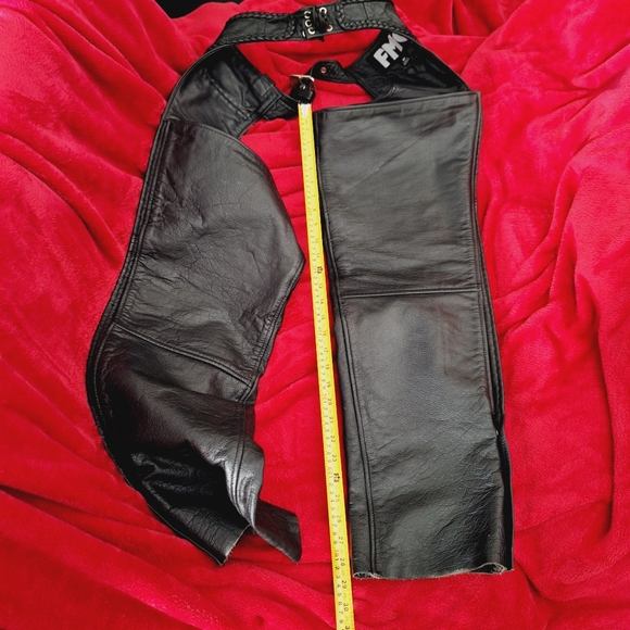⤵️Ladies Black Leather Chaps *MEDIUM❤️ - Picture 6 of 14